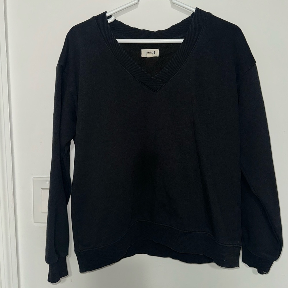 Pact Pull Over Sweater Sz M